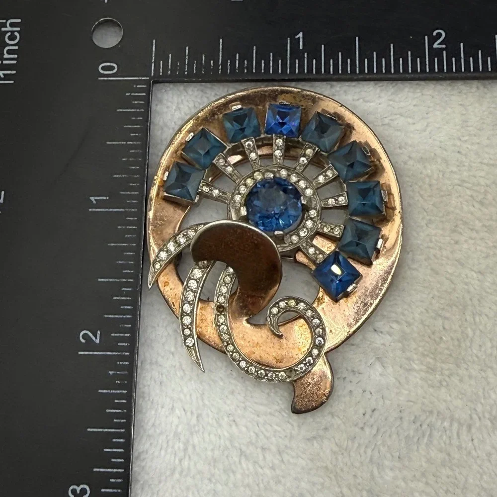 Vintage Brooch Blue Rose Gold Tone Rhinestone Sunburst Copper Tone